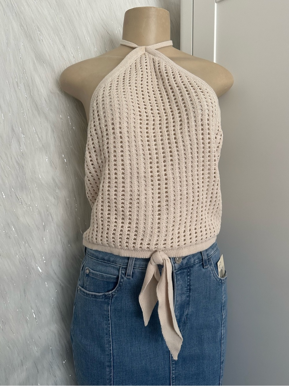 Guess women’s Cream Crochet Halter Tie-Back Top